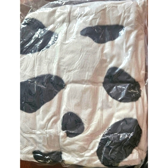 Cow Blanket Hoodie Oversized Sherpa. - Picture 7 of 7